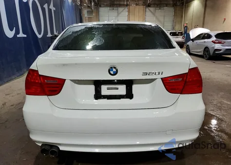 2011 BMW 328 Xi из США, поврежденный, VIN WBAPK7G5XBNN69704